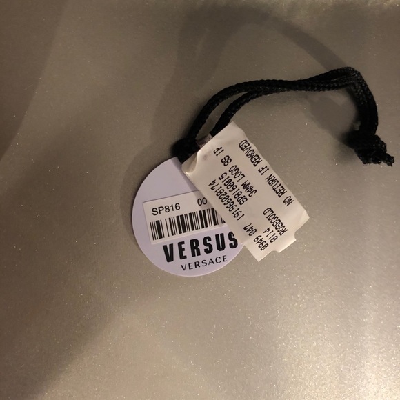 Versace versus watch - Picture 2 of 5